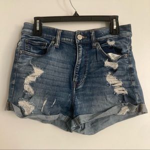 Shortie distressed denim jeans. High waisted. Medium wash. Express size 8